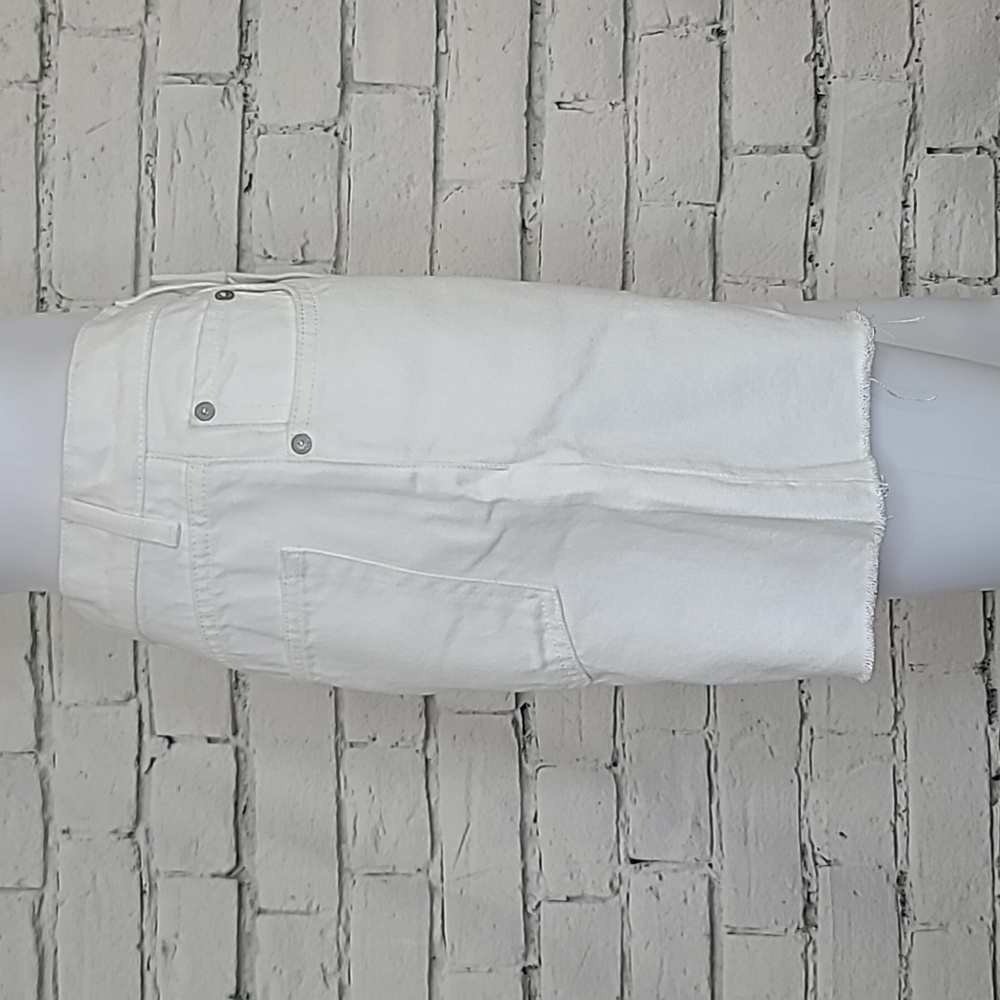 Boyish Monty Cotton Blend High Rise Relaxed Raw Hem Shorts Vintage White NWOT - Picture 3 of 17